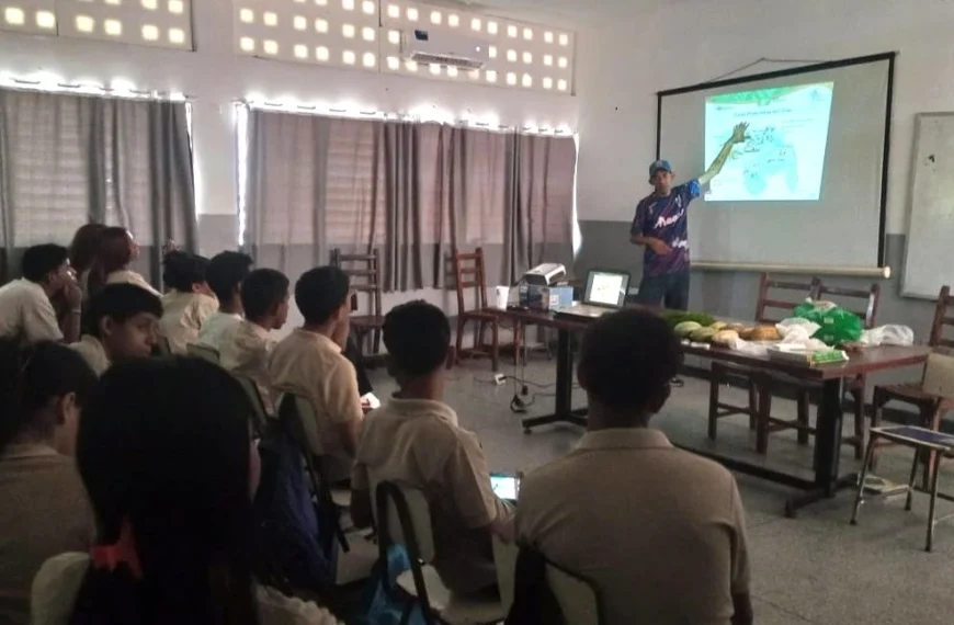Estudiantes de media diversificada reciben&hellip;